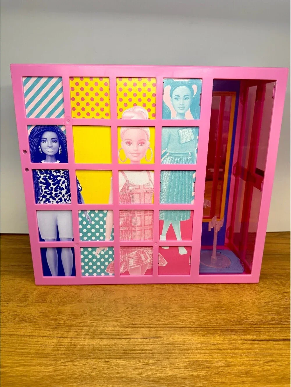 Barbie Ultimate Closet Fold-Out Fashion Playset Pink Blue Dressing Room